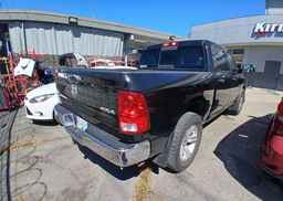 2016 RAM 1500 SLT