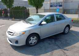 2013 TOYOTA COROLLA S