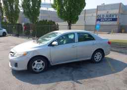 2013 TOYOTA COROLLA S