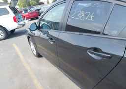 2011 MAZDA 3 I