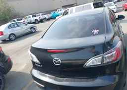 2011 MAZDA 3 I
