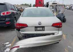2016 VOLKSWAGEN JETTA COMFORTLINE