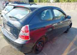 2010 HYUNDAI ACCENT SE