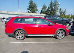 2017 VOLKSWAGEN GOLF