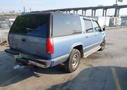 1995 GMC SUBURBAN C2500