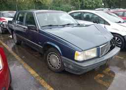 1990 VOLVO 740 GL