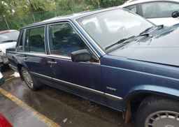 1990 VOLVO 740 GL