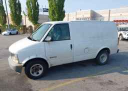2000 GMC SAFARI XT