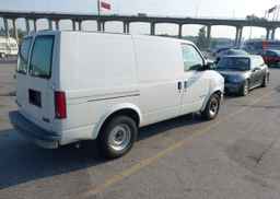 2000 GMC SAFARI XT