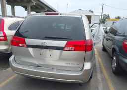 2005 TOYOTA SIENNA CE