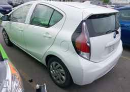 2015 TOYOTA Prius c