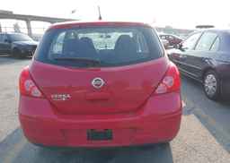 2011 NISSAN VERSA