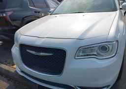 2017 CHRYSLER 300 LIMITED