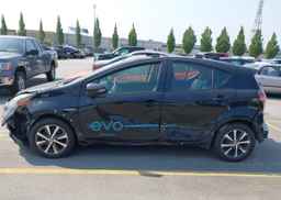 2019 TOYOTA Prius c