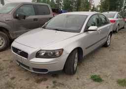 2005 VOLVO S40