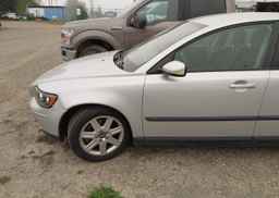 2005 VOLVO S40