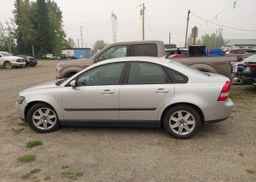 2005 VOLVO S40
