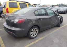 2010 MAZDA 3 I