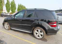 2008 MERCEDES-BENZ ML 550