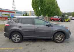 2016 TOYOTA RAV4