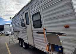 2002 KOMFORT TRAILBLAZER