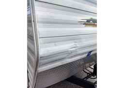 2002 KOMFORT TRAILBLAZER