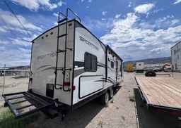 2015 VENTURE SPORTTREK
