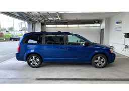 2010 DODGE GRAND CARAVAN SE