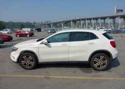 2015 MERCEDES-BENZ GLA 250 4MATIC