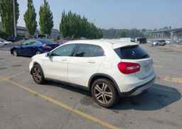 2015 MERCEDES-BENZ GLA 250 4MATIC