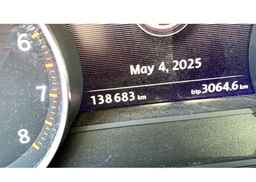 2015 VOLKSWAGEN TOUAREG V6