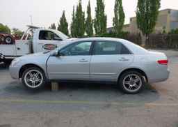 2004 HONDA ACCORD LX