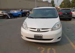 2006 TOYOTA SIENNA CE