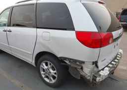 2006 TOYOTA SIENNA CE