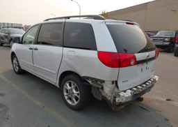 2006 TOYOTA SIENNA CE