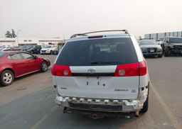 2006 TOYOTA SIENNA CE
