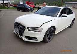 2015 AUDI S4