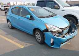 2016 TOYOTA PRIUS
