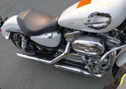 2011 HARLEY-DAVIDSON XL883 L