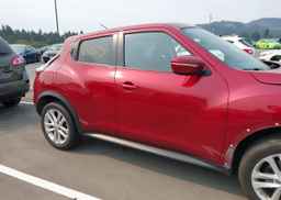2015 NISSAN JUKE S