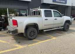 2011 GMC SIERRA K1500 SLE