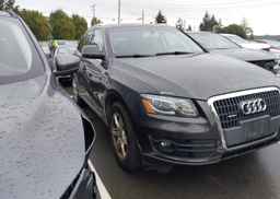 2011 AUDI Q5