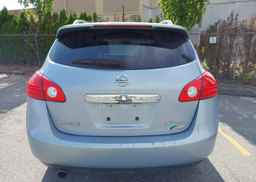 2011 NISSAN ROGUE