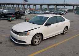 2013 VOLKSWAGEN JETTA