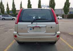 2006 NISSAN X-TRAIL XE