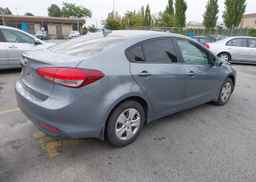 2017 KIA FORTE