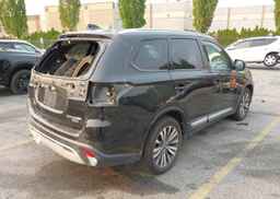 2019 MITSUBISHI OUTLANDER SE