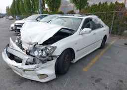 2004 TOYOTA CROWN XLE