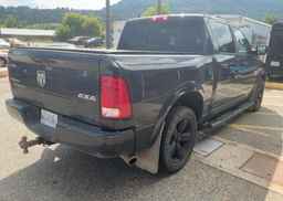 2018 RAM 1500 SLT