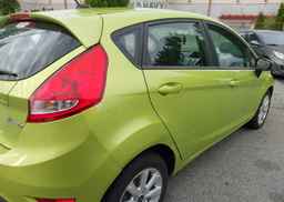2011 FORD FIESTA SE